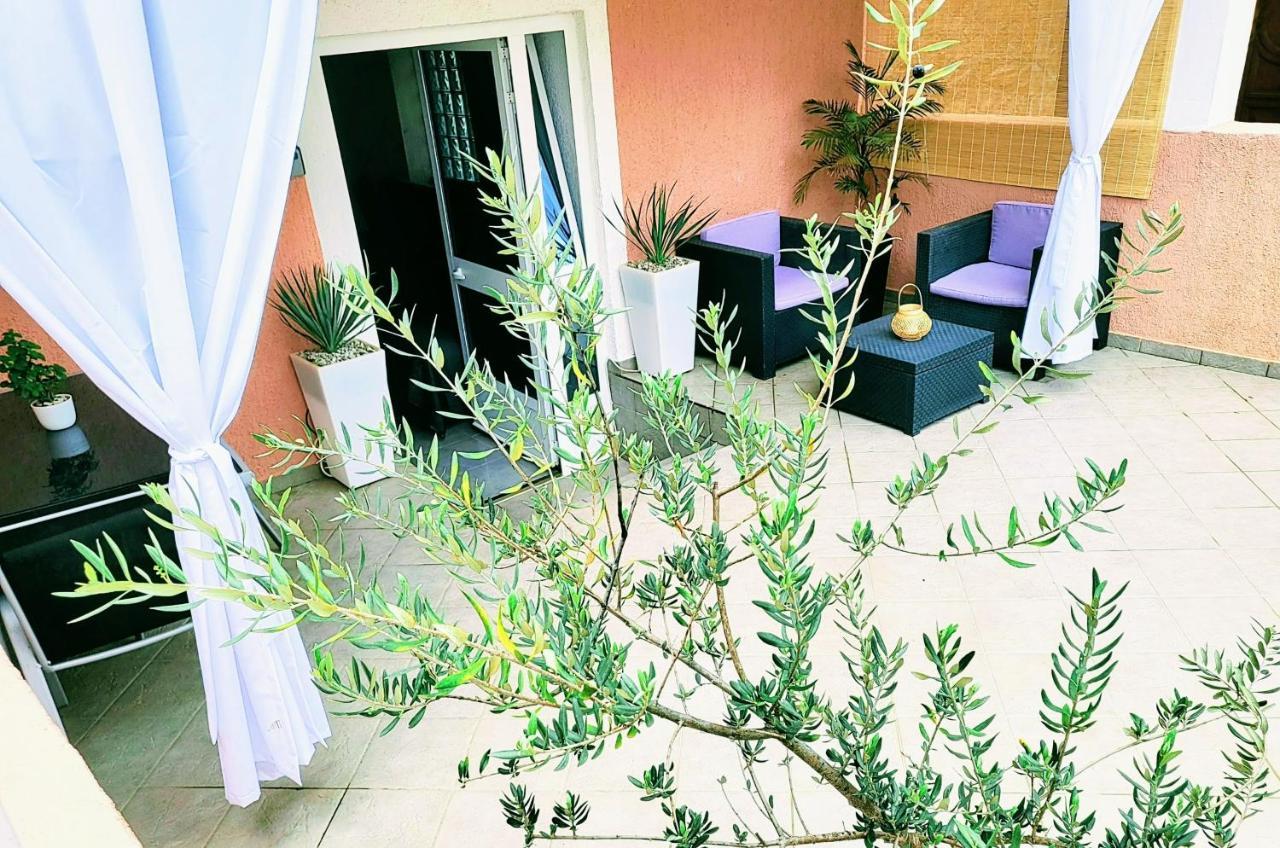 Studio Square Funtana Apartment Exterior photo